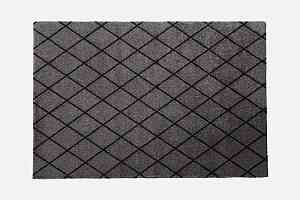 Ковролин VM Carpet Salmiakki 26 Grey-Black фото  | FLOORDEALER